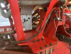 HE-VA seeder grubber 4meter 27