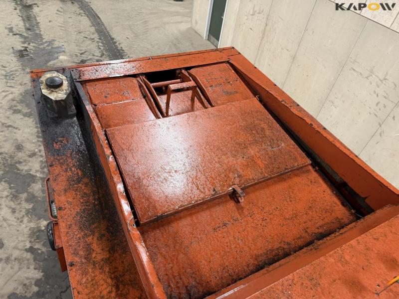 Hesston 4900 bigballe presser 23