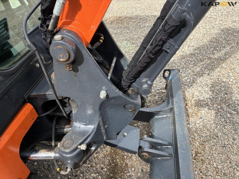 Hitachi ZX26U-6 CR minigravemaskine 40