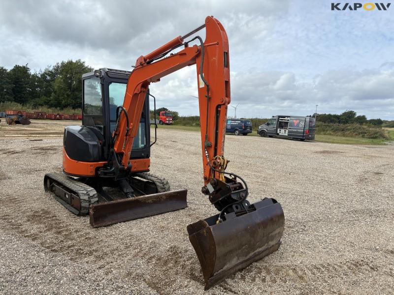 Hitachi ZX35U-2 CLR minigravemaskine 3