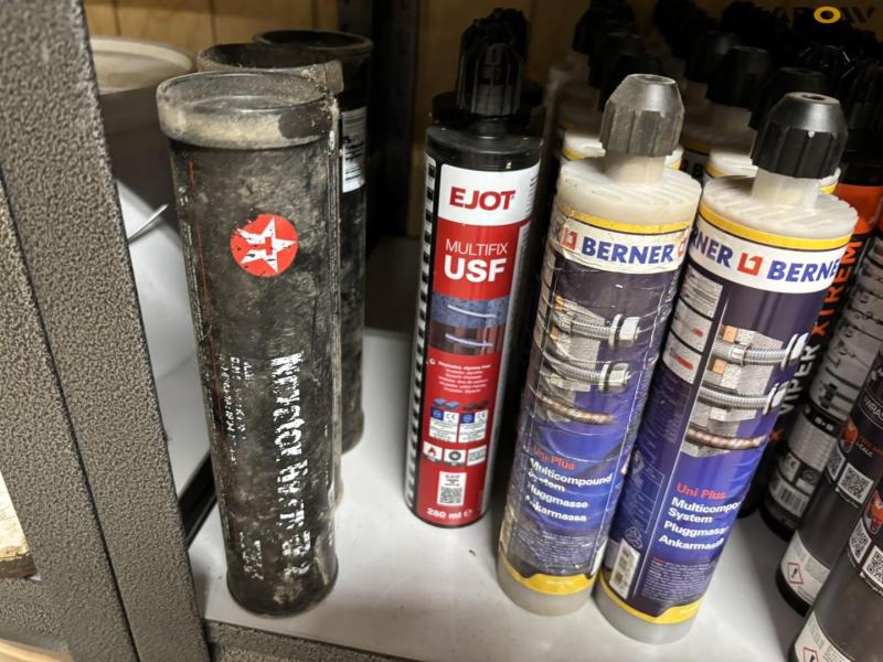 Hjælpematerialer 48