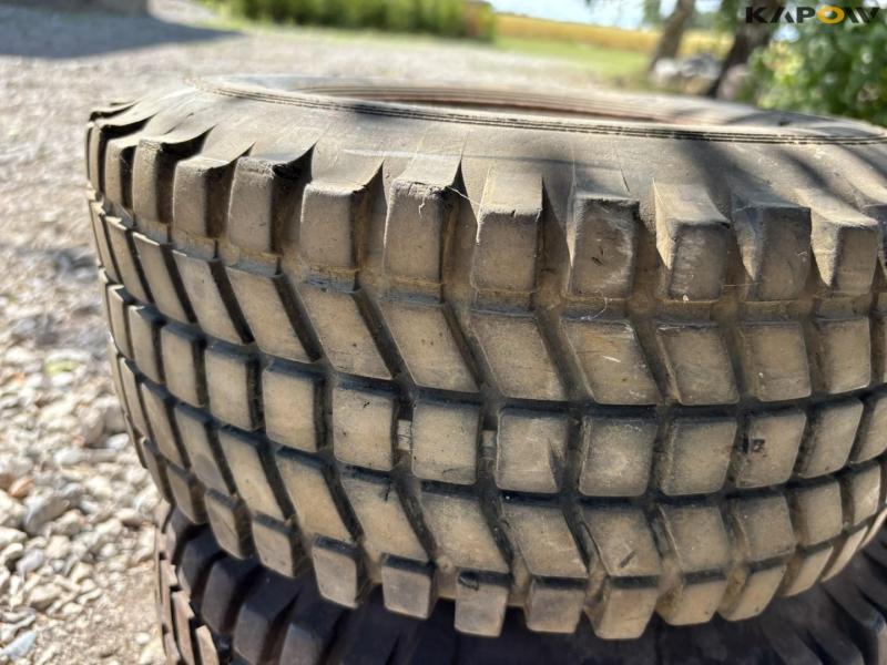 Hjul - 3 stk. 18x7.00-8 10