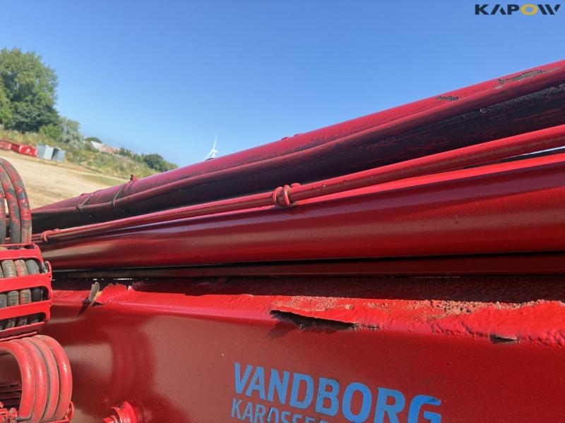 HMF 1560 K3 kran på skittelad 86