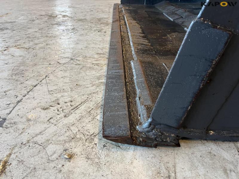 Højtipskovl med Volvo hitch 12