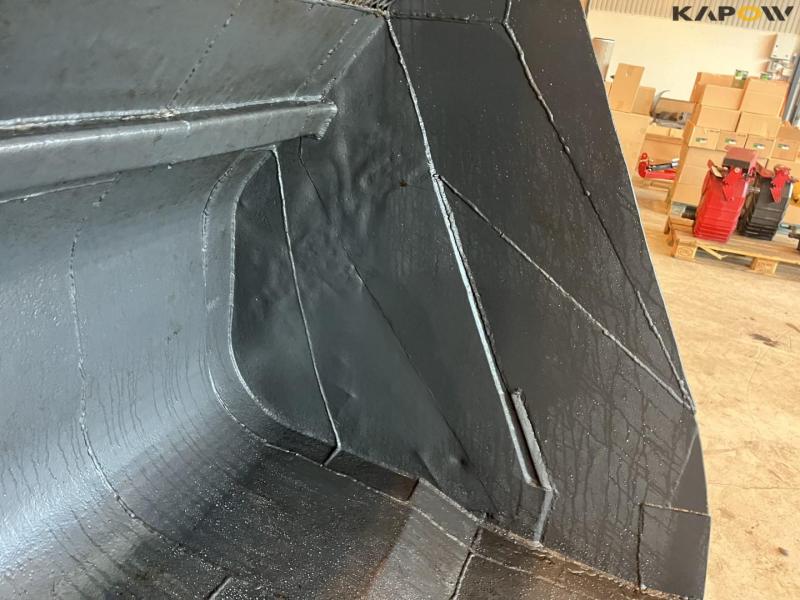 Højtipskovl med Volvo hitch 16