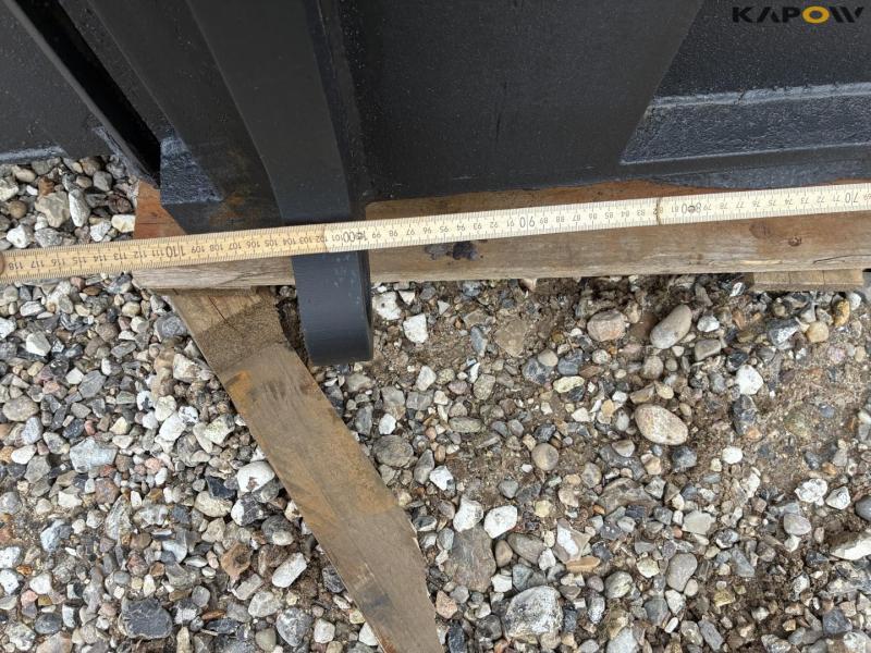 Højtipskovl med Volvo hitch 10