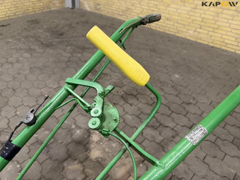 Holder redskabsbærer 21