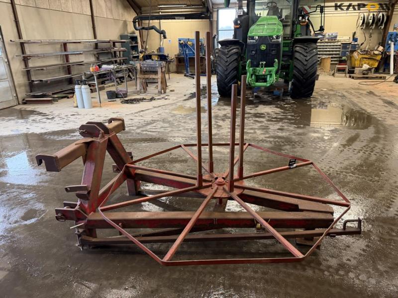 Holder til drænslange med trepunkt 4