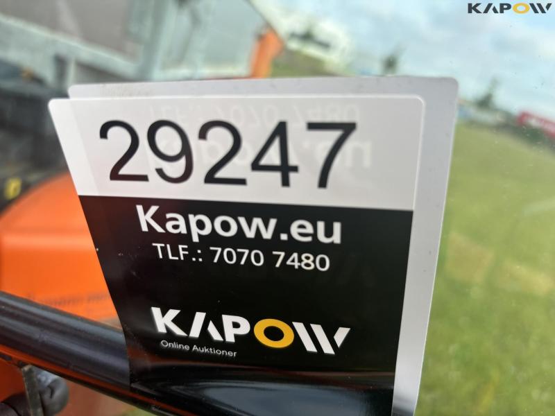 Holder X45 med kost og saltspreder 98