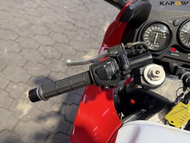 Honda CBR600F motorcykel 13