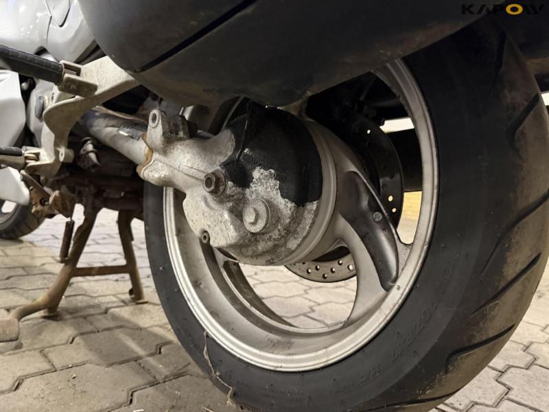 Honda RC47 motorcykel 24