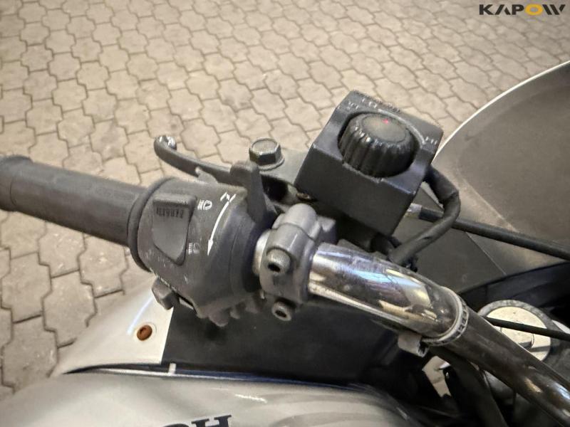 Honda RC47 motorcykel 30