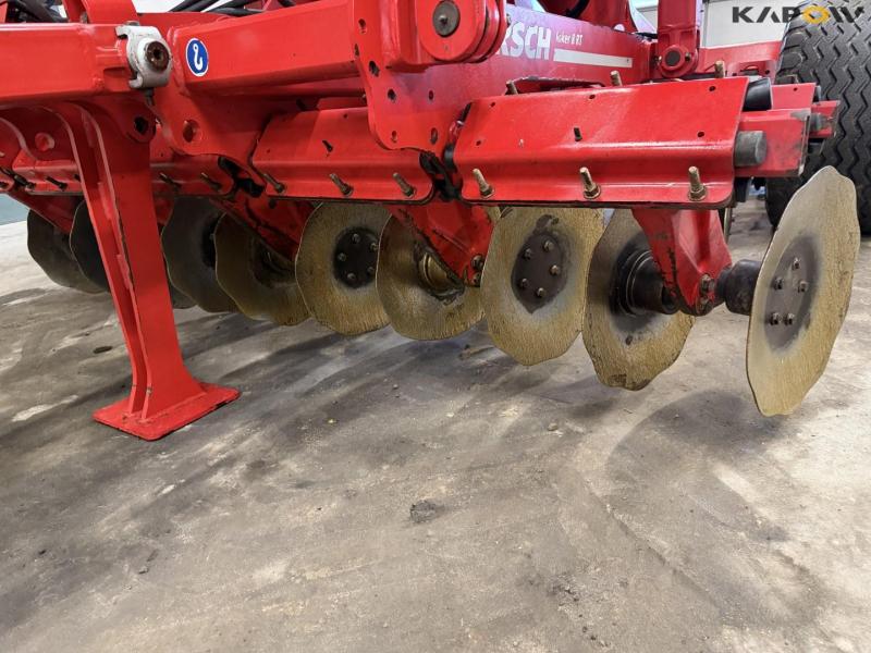 Horsch joker 8RT discharve 37