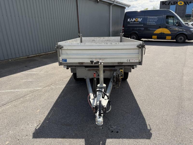 Humbaur HTK trailer med elektrisk tip 2