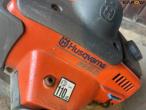 Husqvarna 325LD med kost og klipper 6