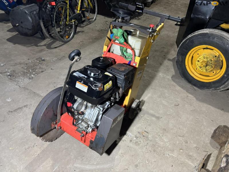 Husqvarna FS 400LV asfaltskærer 1