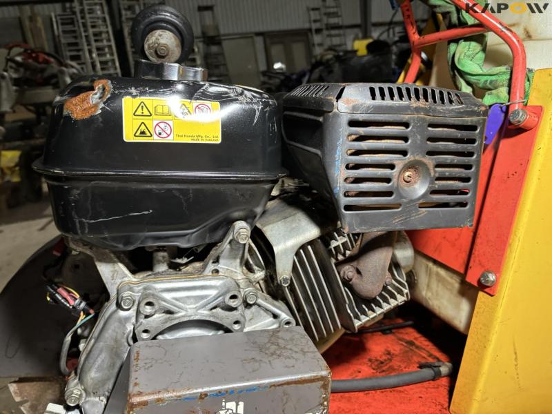 Husqvarna FS 400LV asfaltskærer 10