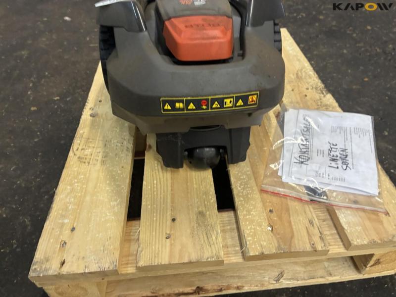 Husqvarna robotplæneklipper 8