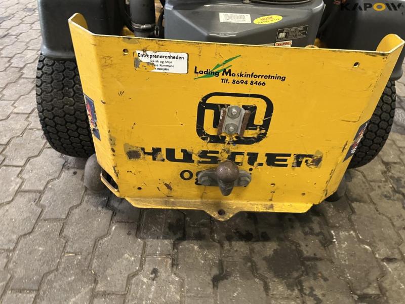 Hustler Fastrak SD græsslåmaskine 17