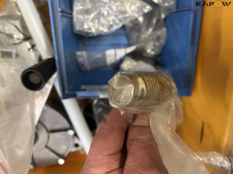 Hydraulikslanger og værkstedsudstyr 12