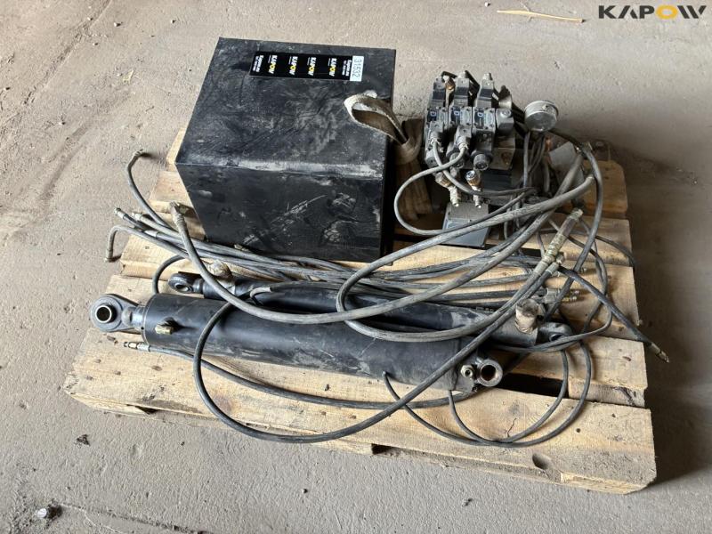 Hydraulikstation med stempler 4