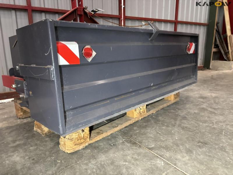 Hydraulisk bagtipskovl 24