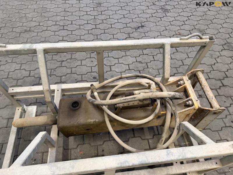 Hydraulisk hammer med Hydrema hitch 9