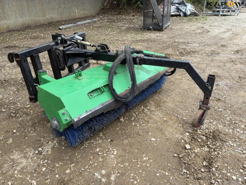 Hydraulisk kost 150cm med Euro hitch. 4