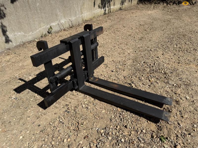 Hydraulisk pallegafler med Volvo hitch 3