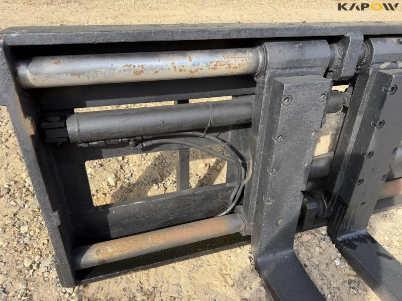 Hydraulisk pallegafler med Volvo hitch 13
