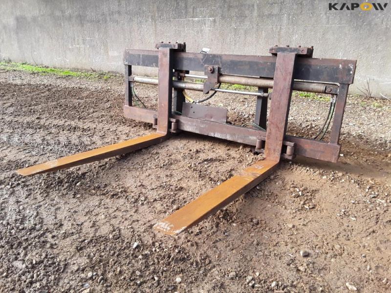 Hydraulisk pallegafler med Volvo hitch 1