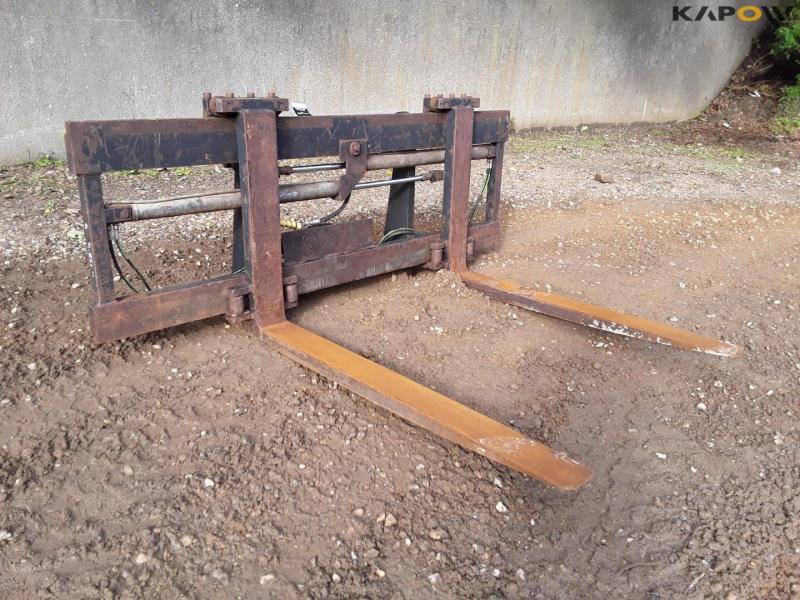Hydraulisk pallegafler med Volvo hitch 3
