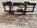 Hydraulisk pallegafler med Volvo hitch 6