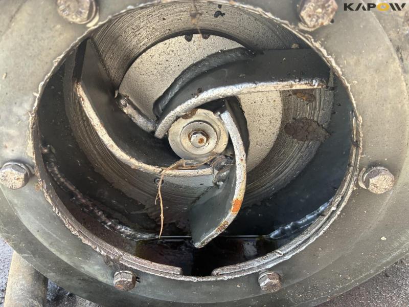 Hydraulisk trukket pumpe med 4