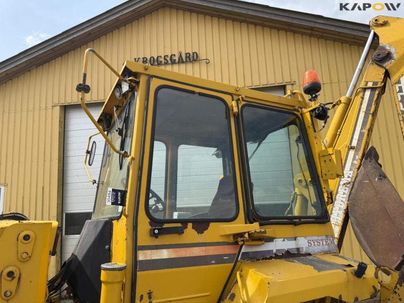 Hydrema 806 CLS rendegraver 25