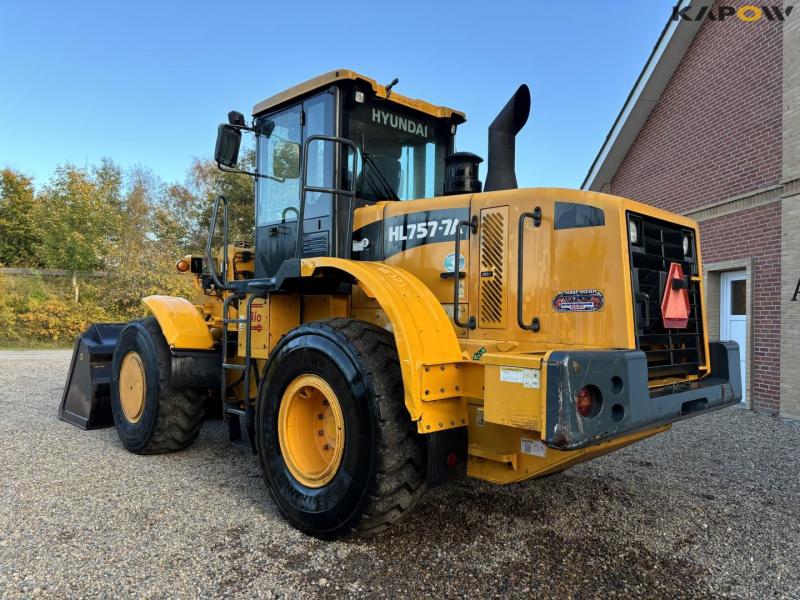 Hyundai HL757-7A gummihjulslæsser 7