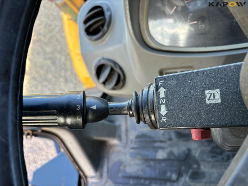 Hyundai HL757-7A gummihjulslæsser 32