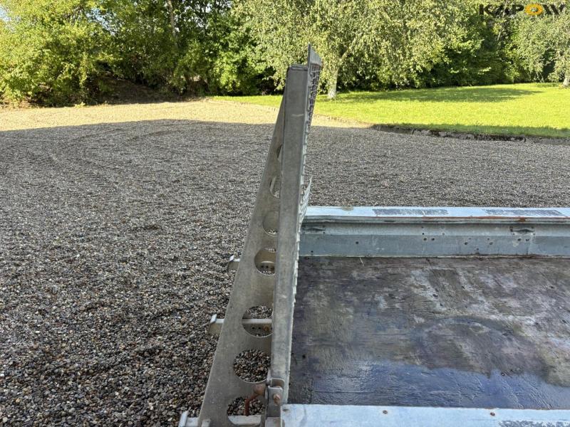 Ifor Williams trailer 38