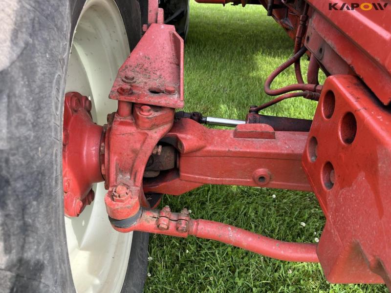 IH 1255 traktor med tvillinghjul 21