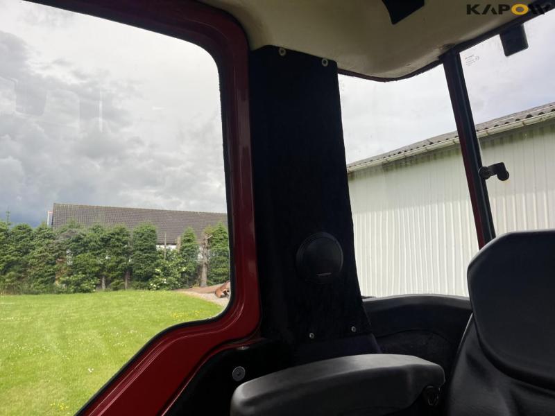 IH 1255 traktor med tvillinghjul 47