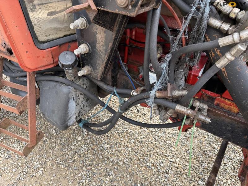 IH 685 XL traktor med frontlæsser 20