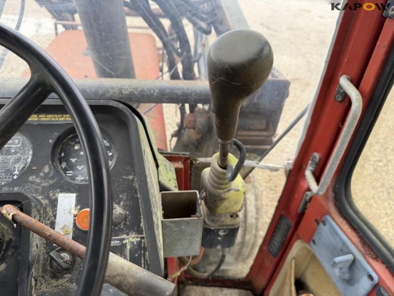 IH 685 XL traktor med frontlæsser 45