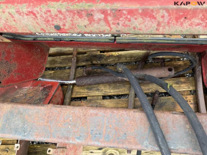 IH 685 XL traktor med frontlæsser 66