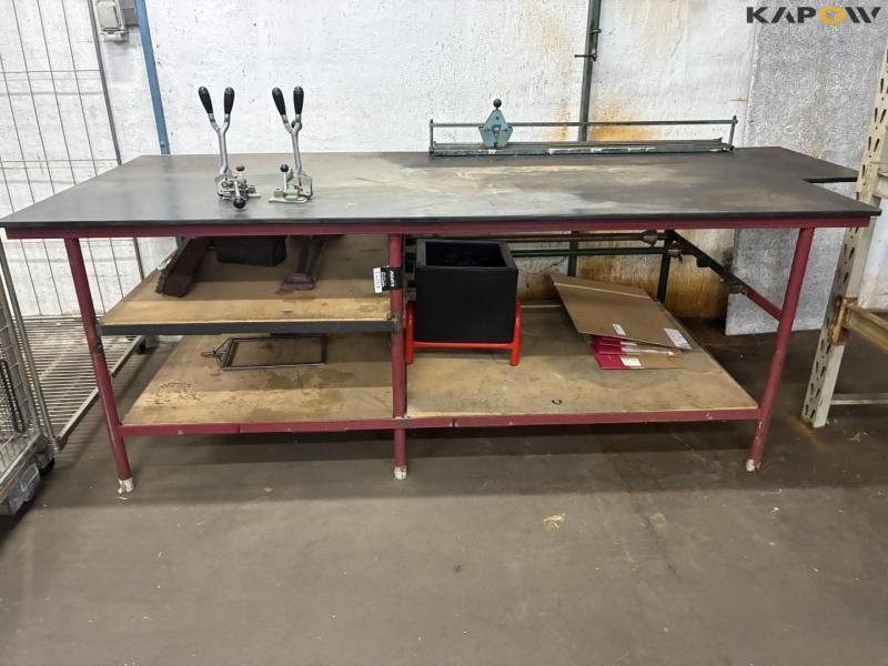 Indpaknings udstyr/ Bord/ Bur 13
