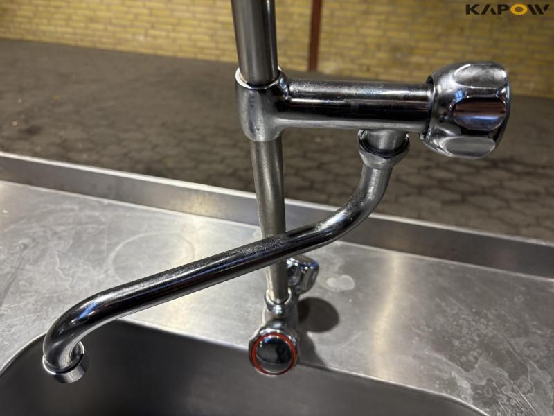 Industri håndvask med spulerhane 11