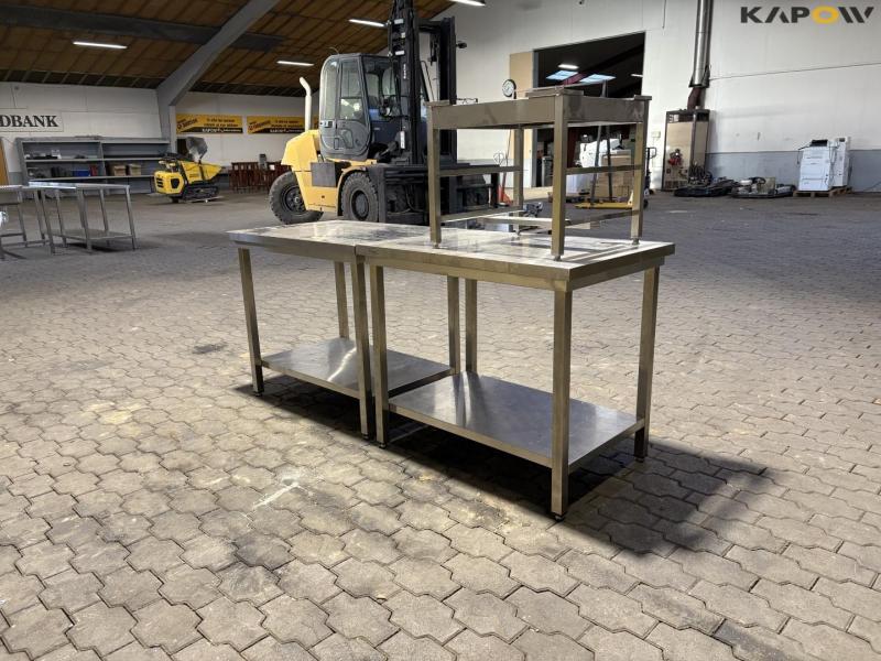 Industri køkkenbord med bakkehylde 5