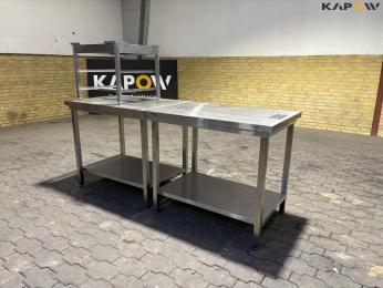Industri køkkenbord med bakkehylde