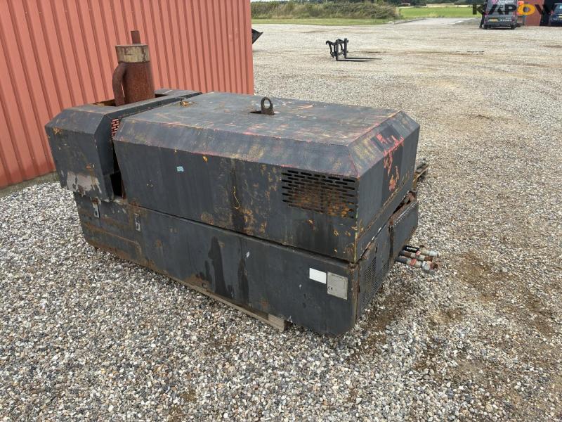 Ingersoll Rand P180WD diesel generator 1