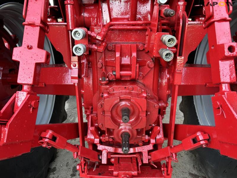 International Harvester 886 traktor 26