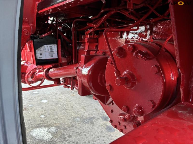 International Harvester 886 traktor 33